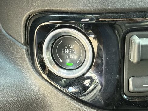 Certified 2026 Chevrolet Silverado 1500 LT AWD/4WD image 21