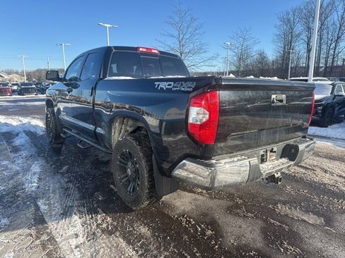 Used 2017 Toyota Tundra SR5 image 3
