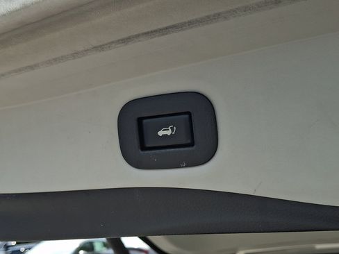 Used 2014 Nissan Rogue SL w/ SL Premium Package AWD/4WD image 30