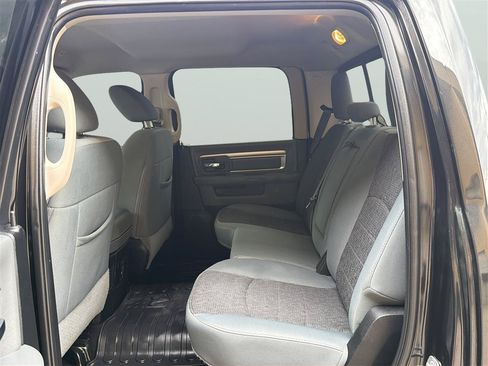Used 2018 RAM 1500 Big Horn AWD/4WD image 15