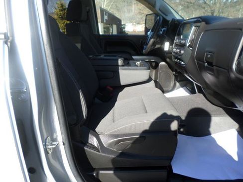 Used 2019 Chevrolet Silverado 2500 LT w/ All Star Edition image 2