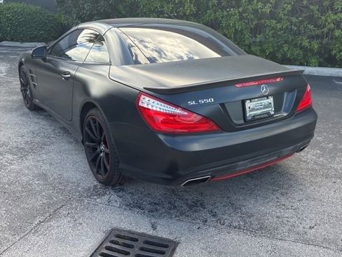 Used 2016 Mercedes-Benz SL 550 image 3