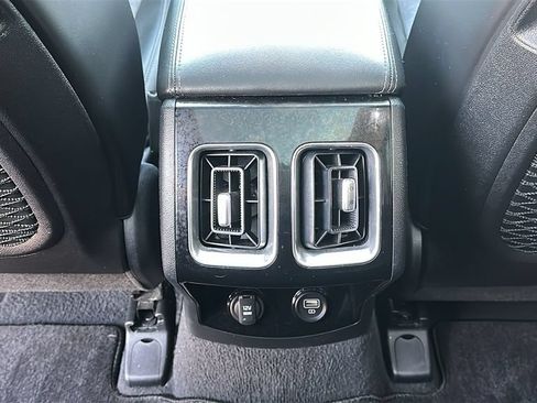 Used 2023 Kia Sorento SX AWD/4WD image 32
