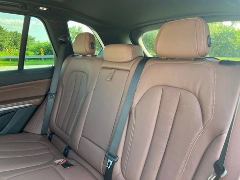 Used 2021 BMW X5 xDrive45e w/ Premium Package AWD/4WD image 23