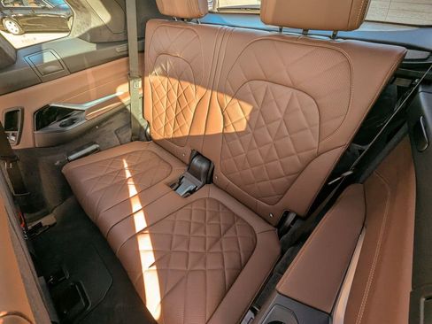 New 2026 BMW X7 xDrive40i image 37