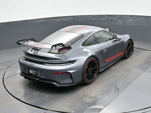 Certified 2026 Porsche 911 GT3 RWD image 30