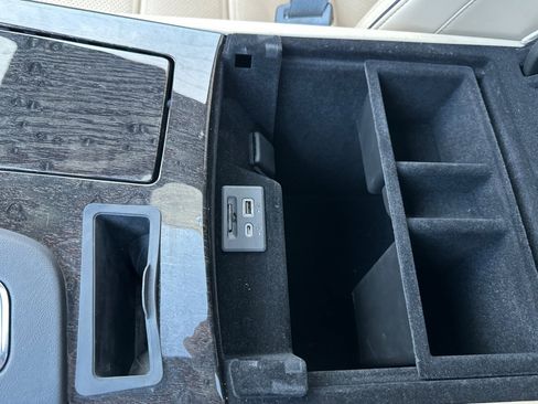 Certified 2023 Cadillac Escalade Premium Luxury w/ Performance Package image 34