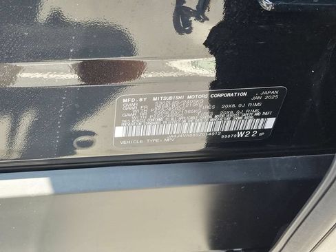 Used 2025 Mitsubishi Outlander SE AWD/4WD image 35