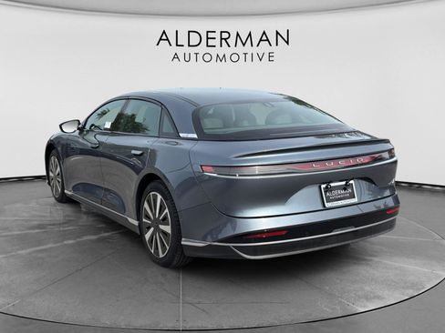 Used 2024 Lucid Air Pure RWD image 3