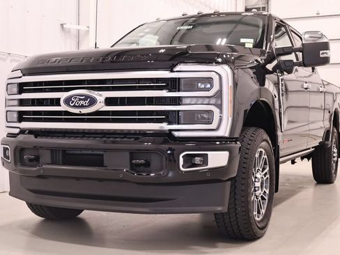 Used 2026 Ford F350 Platinum w/ Platinum Plus Package AWD/4WD image 6