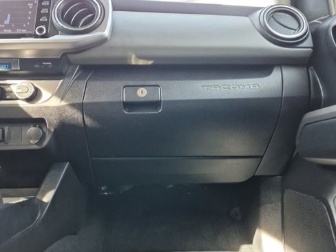 Used 2021 Toyota Tacoma 2WD Double Cab image 37