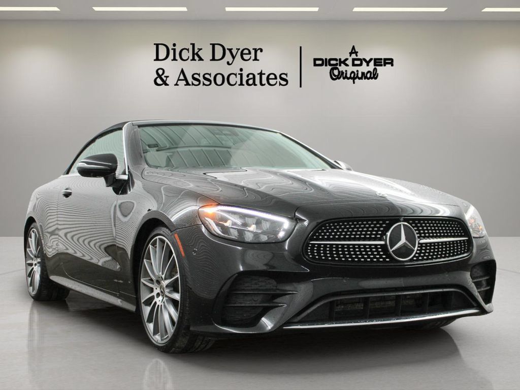 Used 2023 Mercedes-Benz E 450 Cabriolet image 1