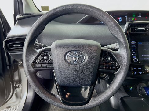 Certified 2022 Toyota Prius LE image 12