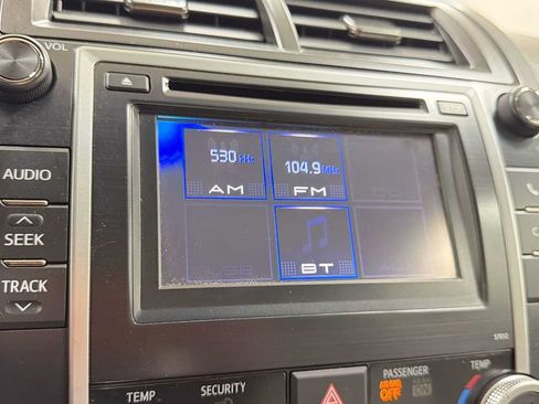 Used 2012 Toyota Camry XLE FWD image 18