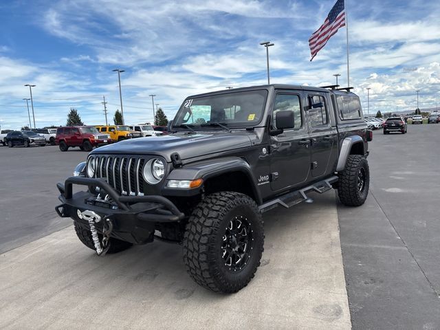 Used 2021 Jeep Gladiator Overland w/ Trailer Tow Package AWD/4WD image 7