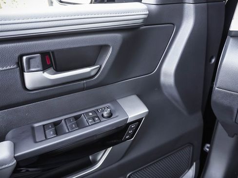 Used 2024 Toyota Tundra Limited image 12