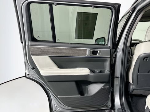 Used 2025 Hyundai Santa Fe Limited image 26