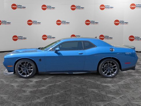 Used 2022 Dodge Challenger R/T Scat Pack RWD image 8