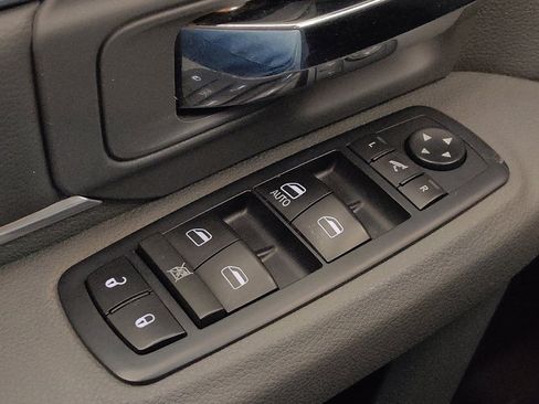 Used 2017 RAM 1500 Lone Star image 27