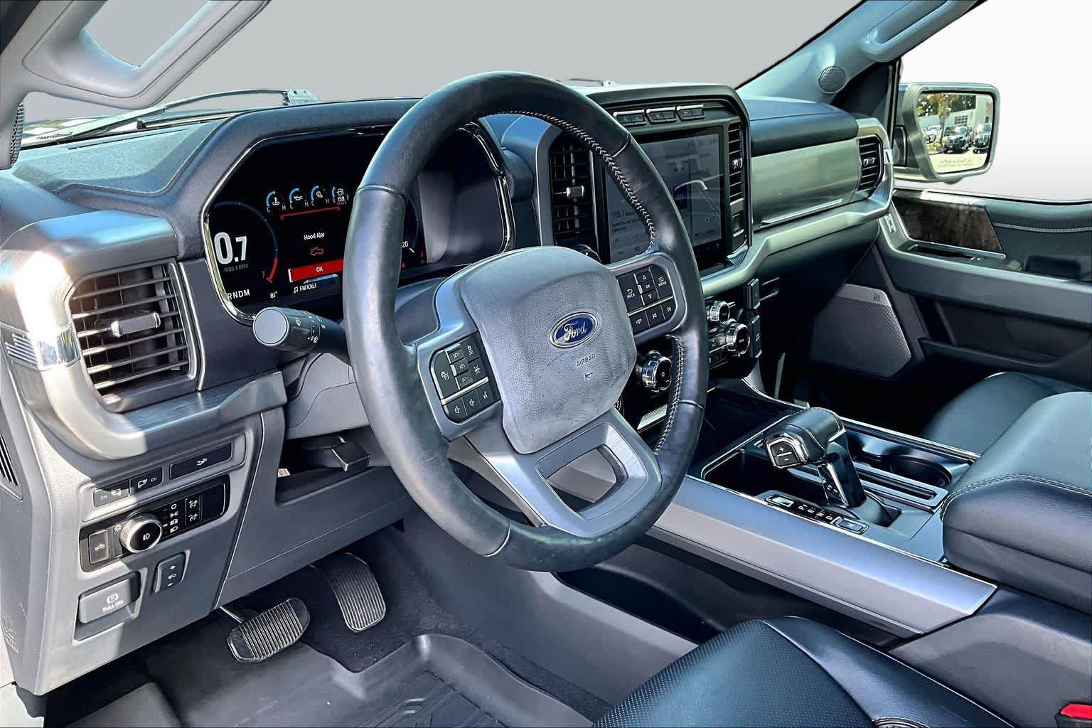 Used 2023 Ford F150 Lariat w/ Trailer Tow Package AWD/4WD image 17