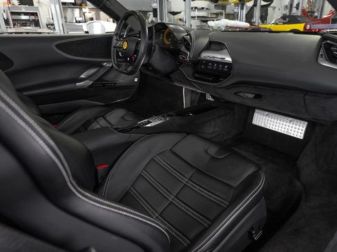 Certified 2021 Ferrari SF90 Stradale AWD/4WD image 17