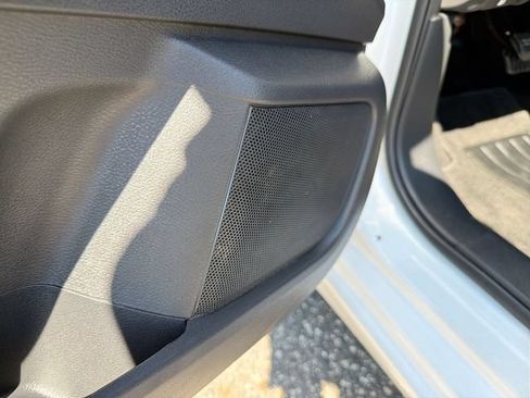 Used 2025 Nissan Sentra SV FWD image 22