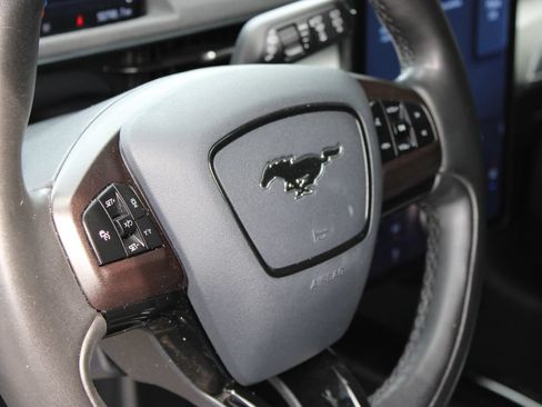 Used 2021 Ford Mustang Mach-E Select AWD/4WD image 7