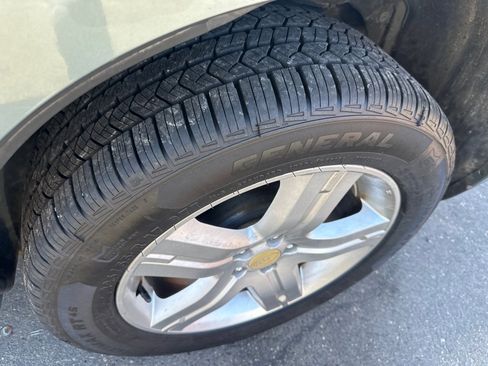 Used 2010 Subaru Forester 2.5X Premium image 10