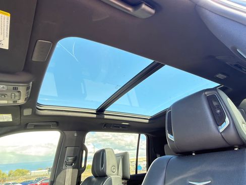 Used 2021 Cadillac Escalade ESV Sport w/ Driver Assist Tech Package image 30