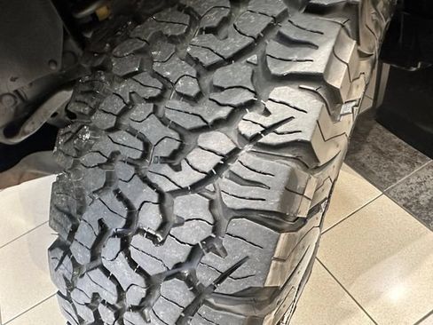 Used 2019 Toyota Tacoma TRD Off-Road AWD/4WD image 26