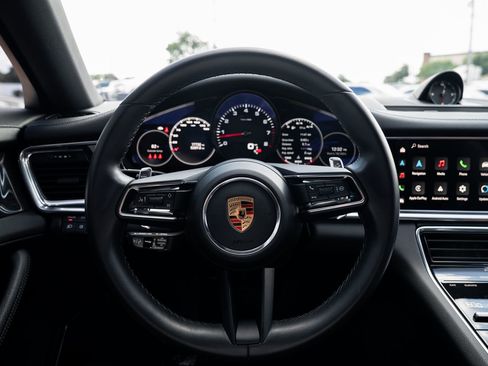 Used 2023 Porsche Panamera 4 Platinum Edition AWD/4WD image 46