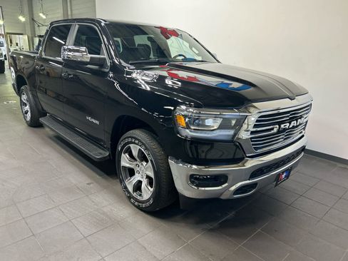 Used 2024 RAM 1500 Laramie AWD/4WD image 2