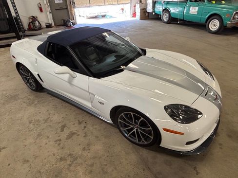 Used 2013 Chevrolet Corvette 427 w/ 1SC Preferred Equipment Group RWD image 22
