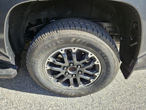 Used 2023 Toyota Sequoia Limited w/ TRD Off-Road Package AWD/4WD image 8