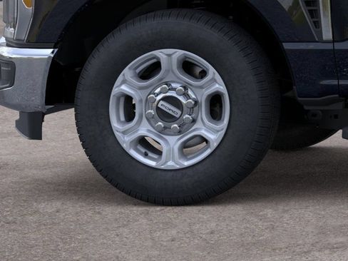 New 2026 Ford F250 XLT RWD image 19