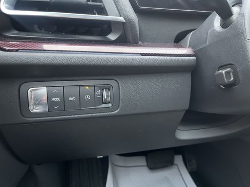 Used 2024 Chevrolet Traverse RS w/ LPO, Floor Liner Package image 27