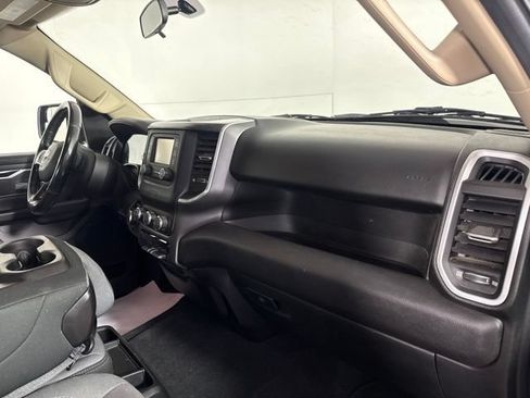 Used 2019 RAM 1500 Big Horn AWD/4WD image 32