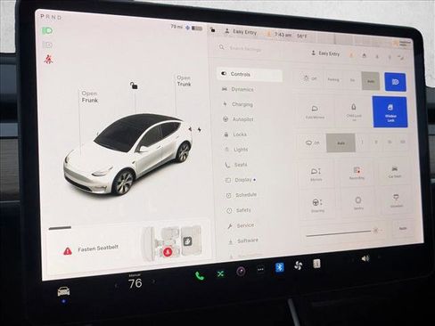 Used 2021 Tesla Model Y Long Range image 15