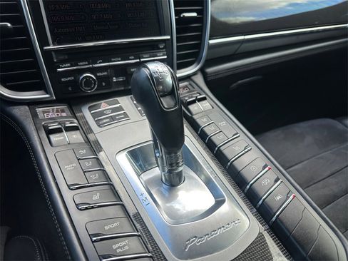 Used 2015 Porsche Panamera GTS image 15