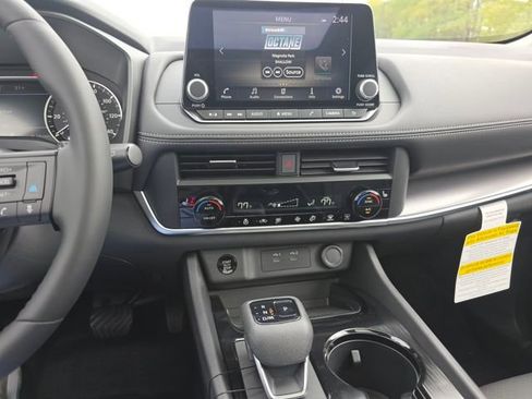 New 2026 Nissan Rogue SV w/ SV Premium Package image 11