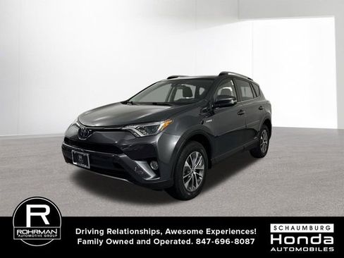 Used 2016 Toyota RAV4 XLE w/ Convenience Package AWD/4WD image 2