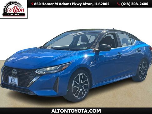 Used 2024 Nissan Sentra SR FWD image 1