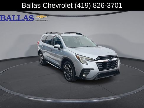 Used 2023 Subaru Ascent Limited AWD/4WD image 2