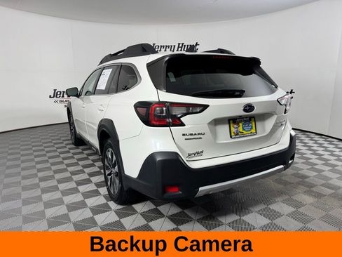 Used 2023 Subaru Outback Limited XT image 9