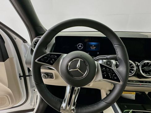 New 2026 Mercedes-Benz GLB 250 image 12