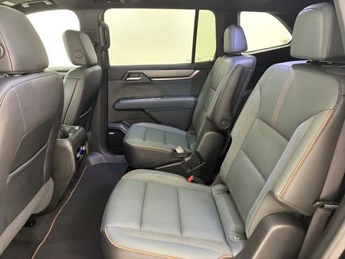 Certified 2024 GMC Acadia AT4 w/ Super Cruise Package image 18