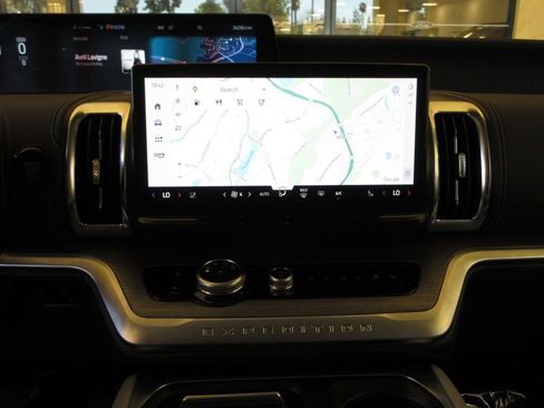 Certified 2025 Ford Expedition Max Platinum AWD/4WD image 16