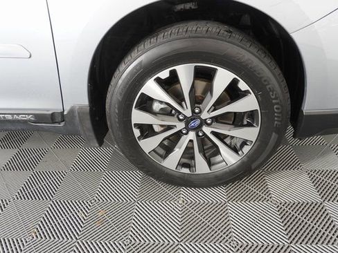 Used 2016 Subaru Outback 2.5i Limited image 15