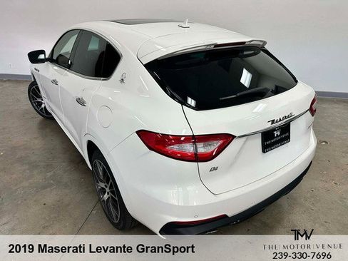 Used 2019 Maserati Levante GranSport image 7