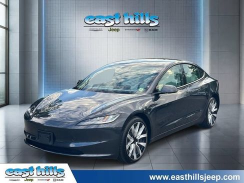 Used 2025 Tesla Model 3 Long Range AWD/4WD image 3